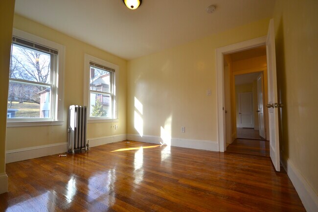 Photo - 8 Cenacle Rd Unit 2