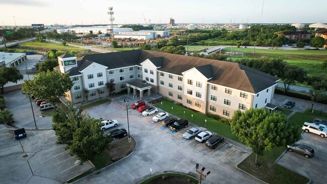 Furnished Studio-Houston - Willowbrook - HWY 249