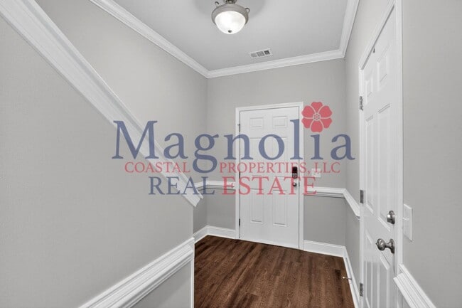 Photo - 3 Bedroom 2.5 Bathroom Townhome in Richmond Hill, GA
