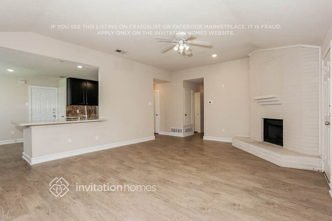 Photo - 2665 Claremont Dr