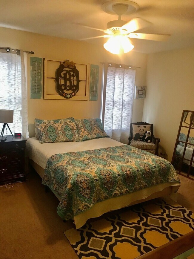 Photo - Williamsburg Townhomes