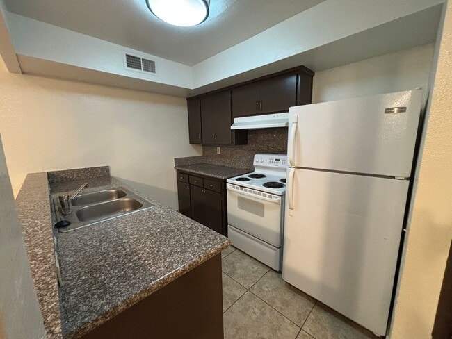 Photo - El Paso Unit El Paso #102