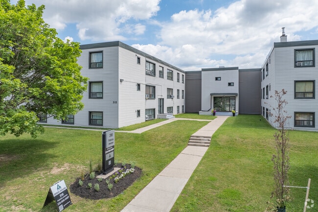 Building Photo - 318, 332 & 352 Patricia Avenue