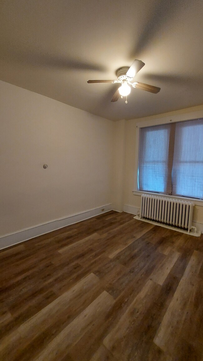 Photo - 394 Center St Unit 1