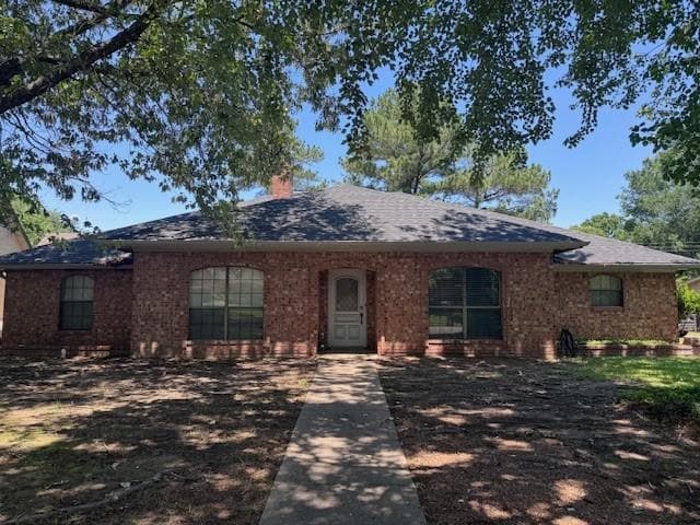 Building Photo - 4115 Holbrook Dr