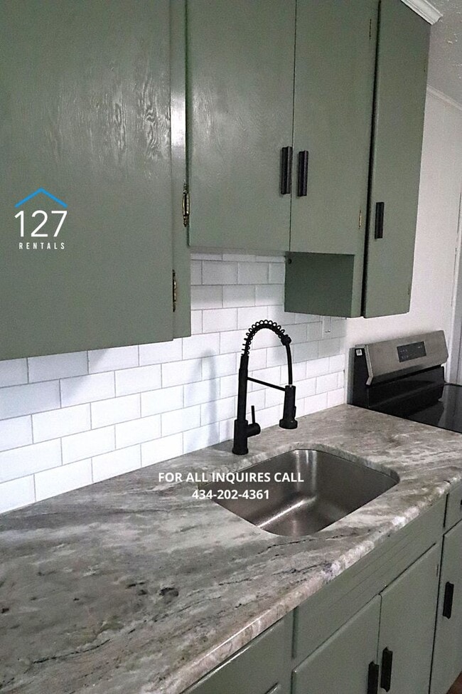Photo - Fully Renovated 2-Bedroom Apartment in Convenient Location! Unidad 3535 Powhatan St