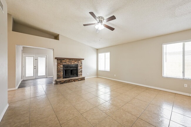 Photo - 5209 N 78th Dr
