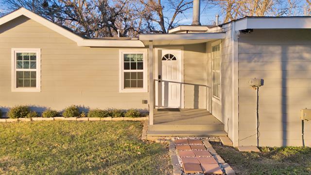 Photo - 209 N Texas Dr