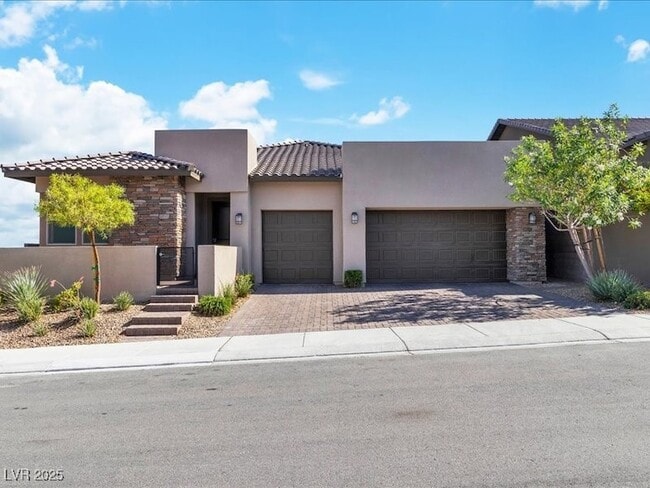 Photo - 11837 Grassy Pln Ave House