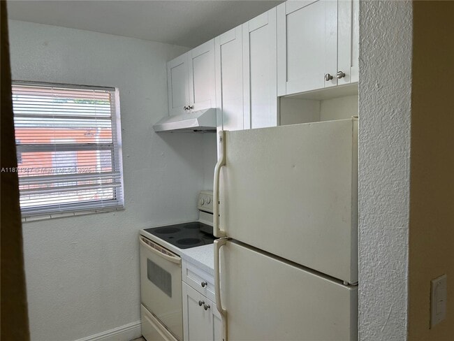 Photo - 1511 NE 8th St Unit 11