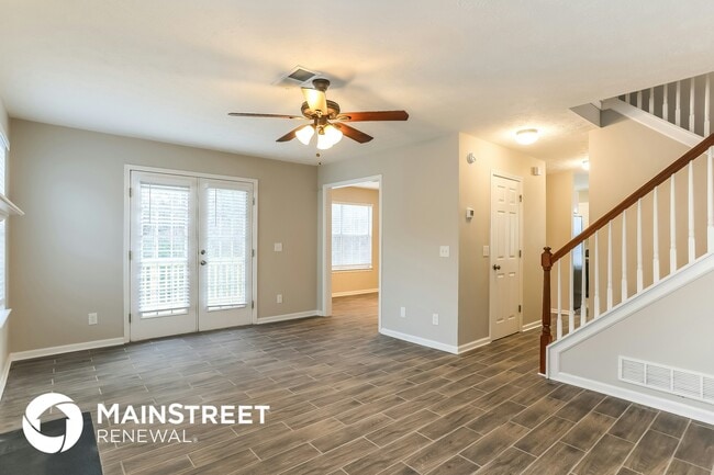 Photo - 78 Nellie Brook Dr SW