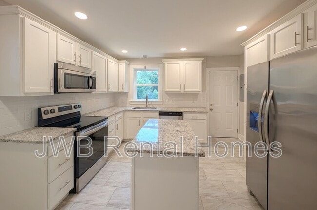 Photo - 1406 Belvedere Ave