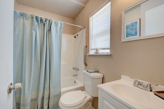 Photo - SOUTH PARK APARTMENTS Unit 408