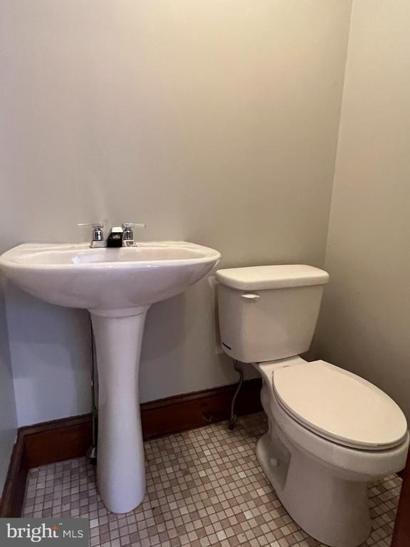 Photo - 5118 Rochelle Ave Unit 1F