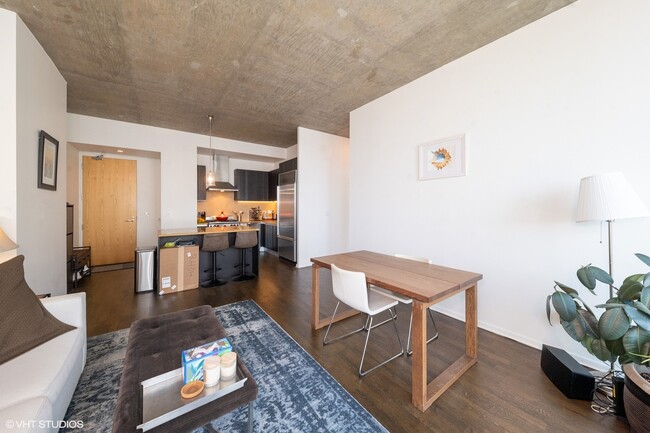 Photo - 600 N Fairbanks Ct Unit 2404