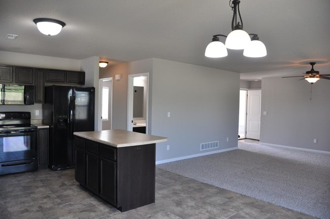 Photo - 5727 Abercorn Dr