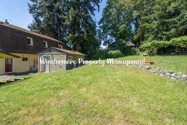 Photo - Charming, Vintage vibe 3 bed in Kingston