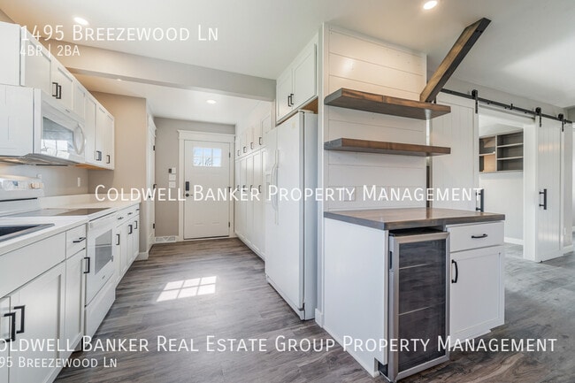 Photo - 1495 Breezewood Ln