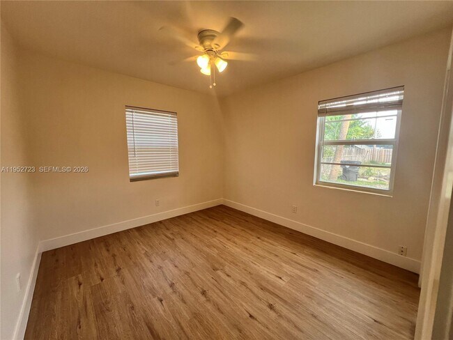 Photo - 522 N J St Unidad 522