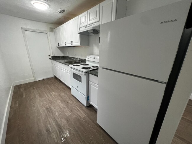 Photo - 101 NW 13th Ave