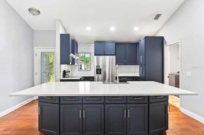 Photo - 116 W 5th St