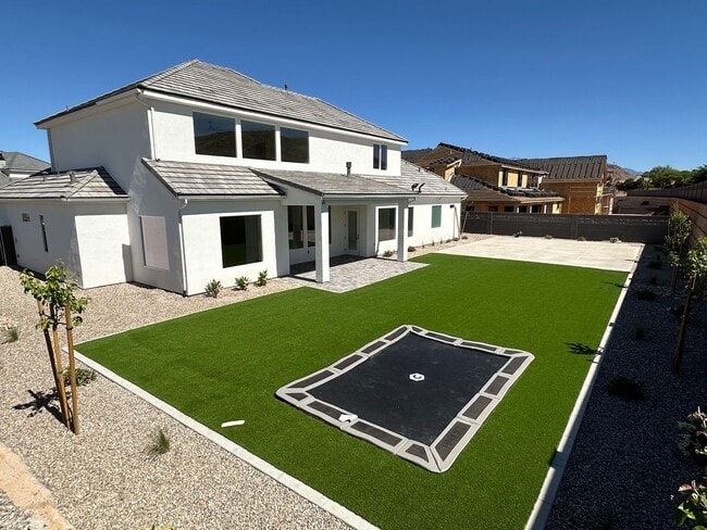 Photo - Stunning 5 Bedroom Home with Premium Upgrades Throughout