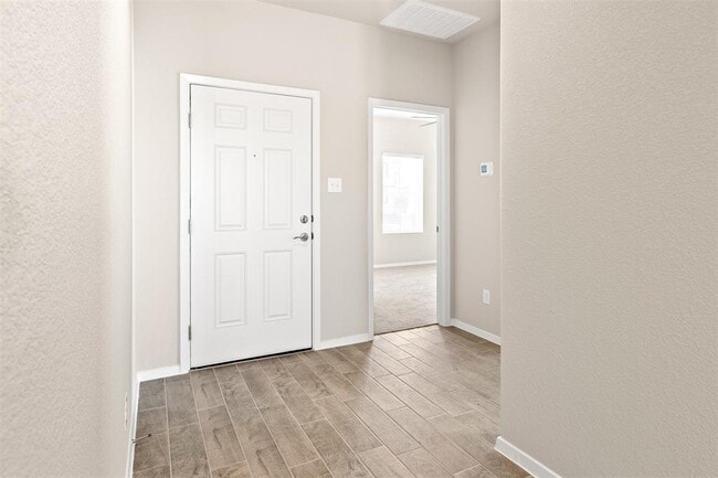 Photo - 441 Hortus Dr