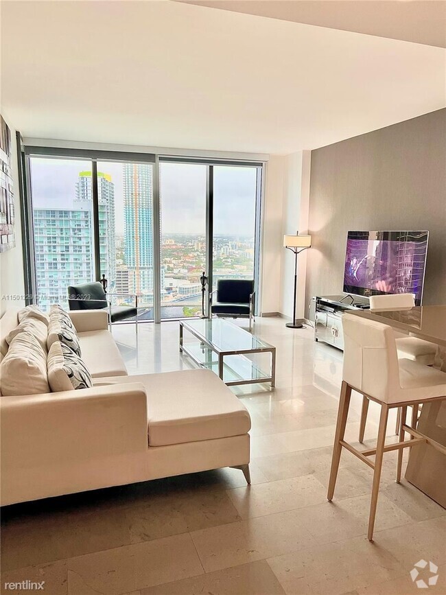 Building Photo - 2 br, 2 bath Condo - 68 SE 6th St Apt 2510 Unit Apt 2510