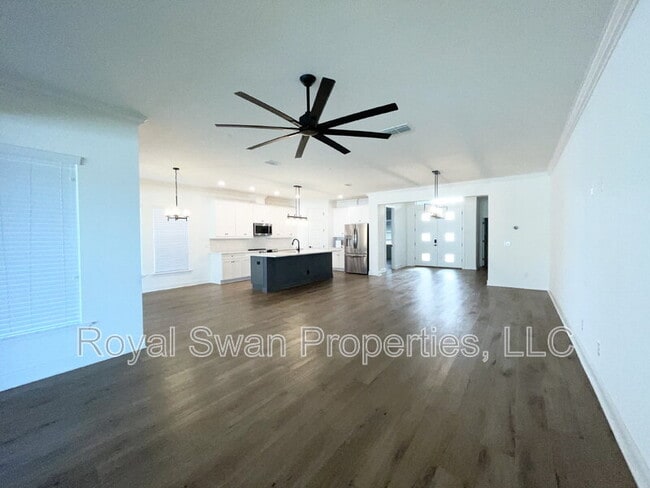 929 Clearview Ave
