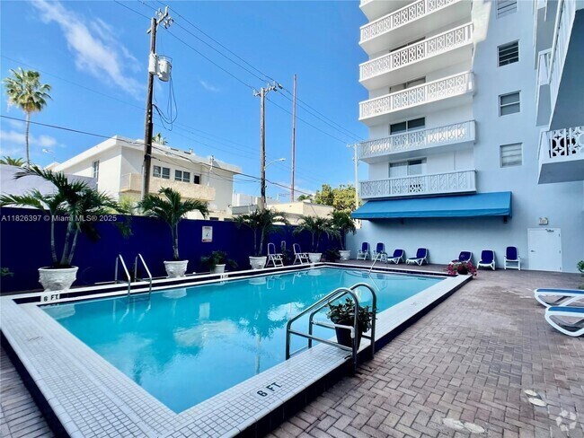 Building Photo - 1020 Meridian Ave Unit 612 Rental