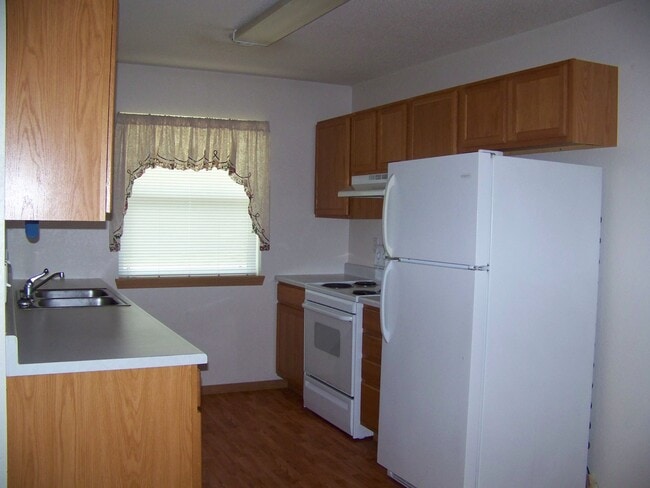 Photo - 721 North St