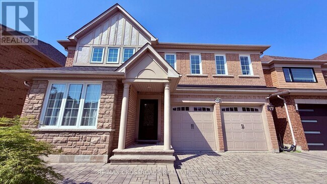 Photo - 72 Skywood Dr
