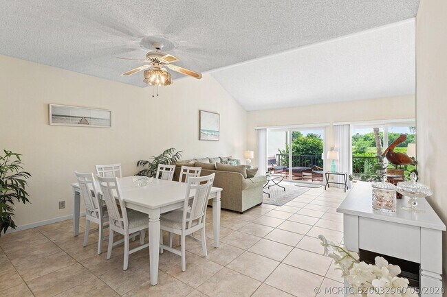 Building Photo - 2584 Muirfield Ct
