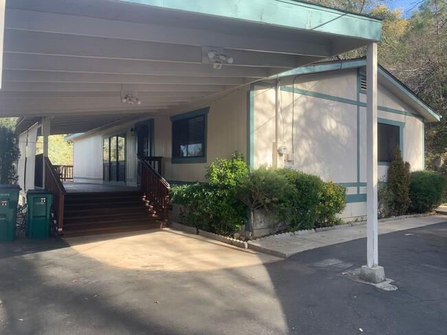 Building Photo - Fabulous Soulsbyville Location!!! Please ... Rental