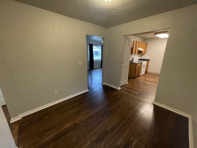 Photo - 2 Bed, 1 Bath Home