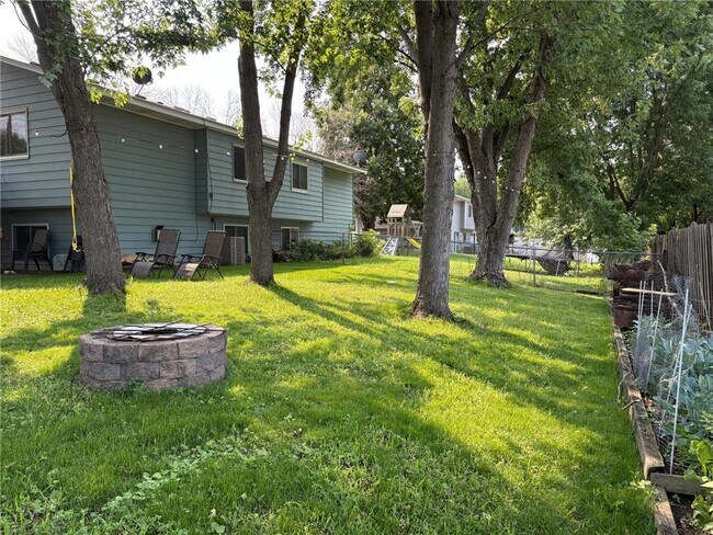 Photo - 9055 Forestview Ln N