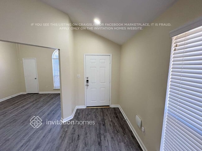 Photo - 10714 Estelle Cir