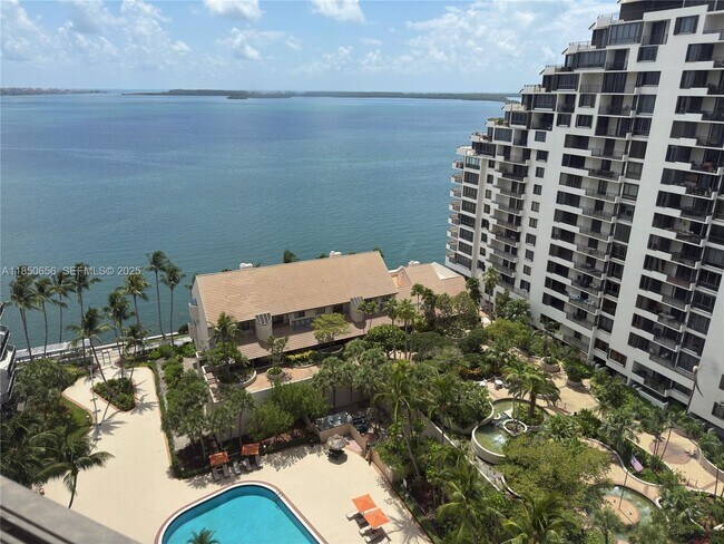 Photo - 540 Brickell Key Dr Unit 1803