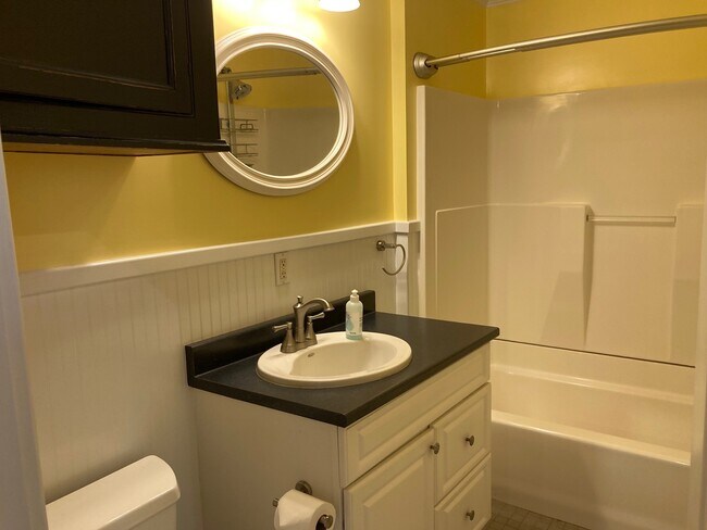 Photo - 325 Spring St Unit 2