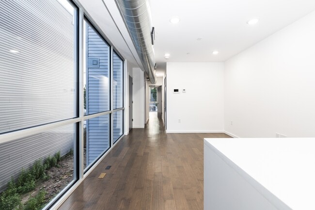 1525 N 6th St Unit 3