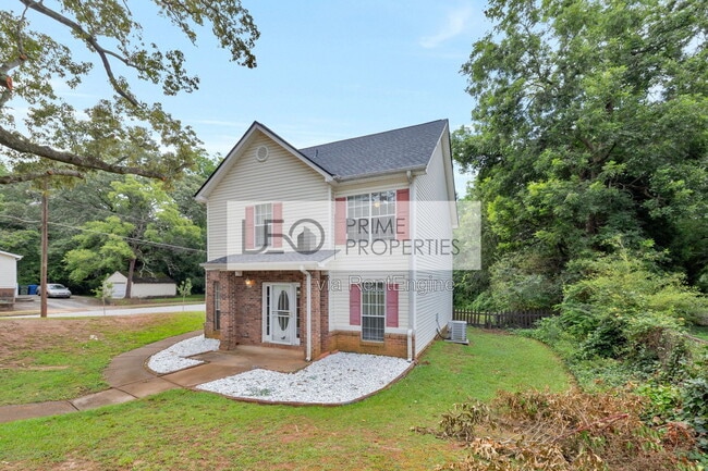 Photo - 1072 Victory Dr SW
