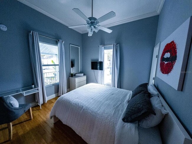 Photo - 2908 Sanchez St