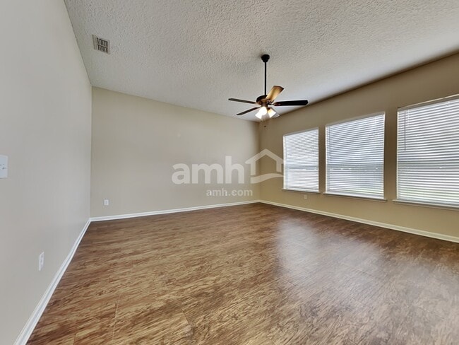 Photo - 2859 Pebblewood Ln