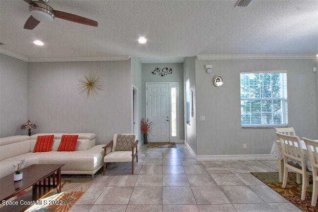 Photo - 2826 Amethyst Way