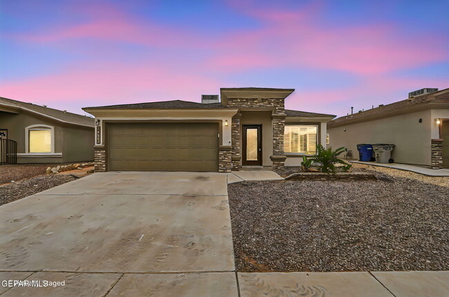 Photo - 14809 Tierra Crystal Ave