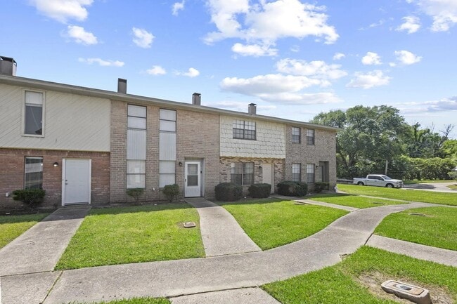 Building Photo - 85 E Caldwood Dr Rental