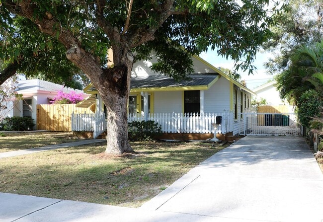Photo - 1021 S N St