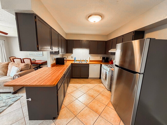 Photo - 2310 Nevada Dr