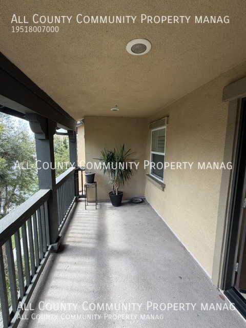 Photo - 315 W Linden Dr