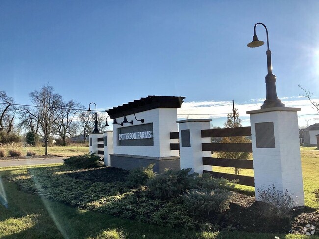 Building Photo - Stunning home in Patterson Farms